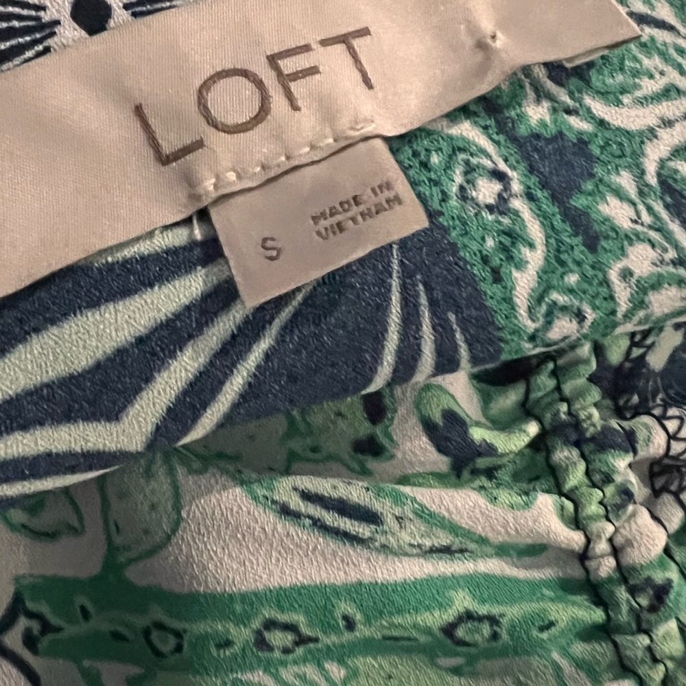 Green patchwork print loft small women’s belted m… - image 3